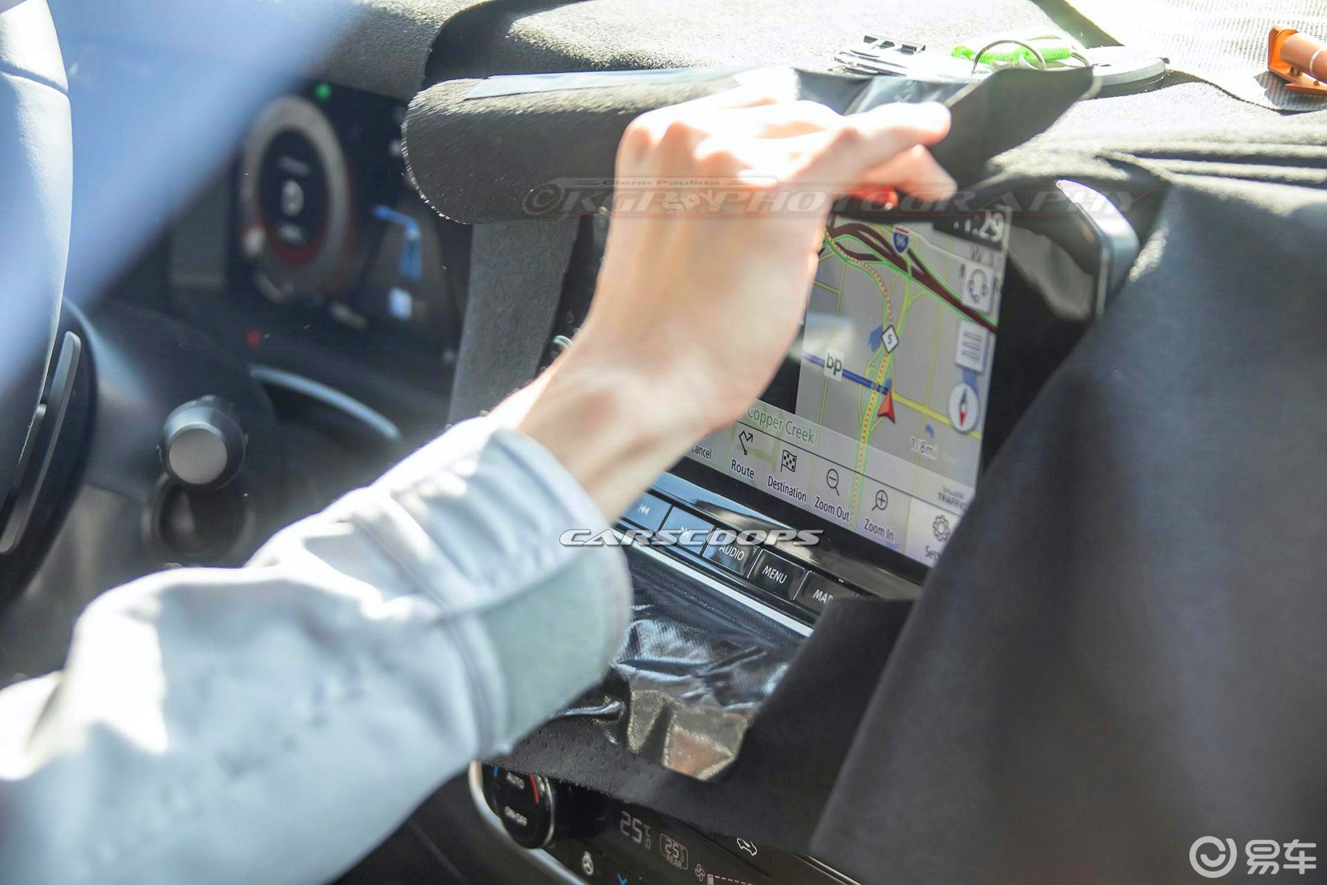 3377app：钟山县公安局召开领导干部大会