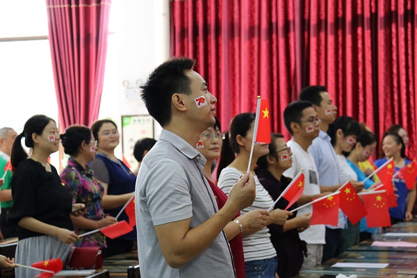 ‘3377官网’县人武部召开宣布钟山县人武部领导班子调整任职命令大会(图2) 3377体育